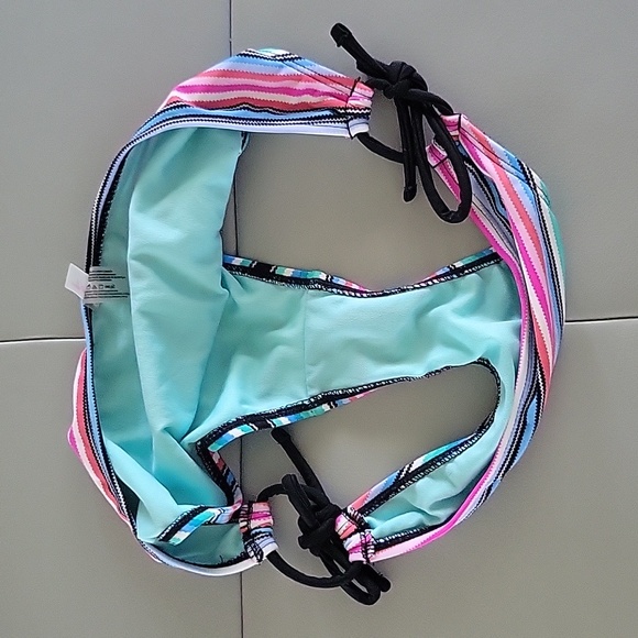 RAISINS Low Rise Bikini Bottoms Size Small - Picture 3 of 5